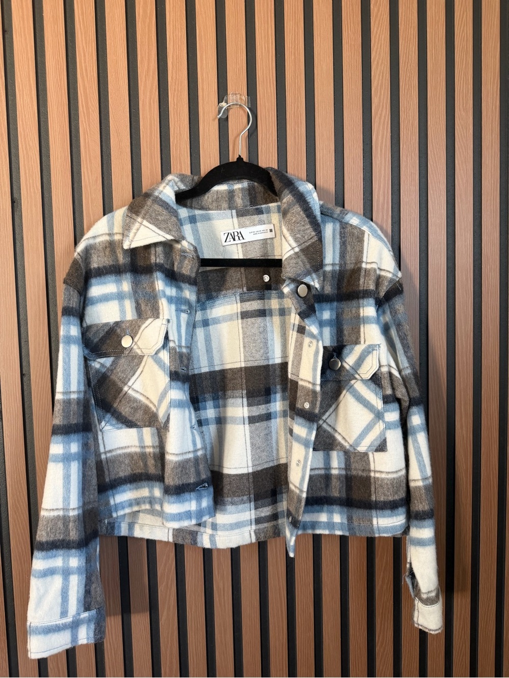 ZARA Cropped Plaid Shacket in Blue, White & Gray